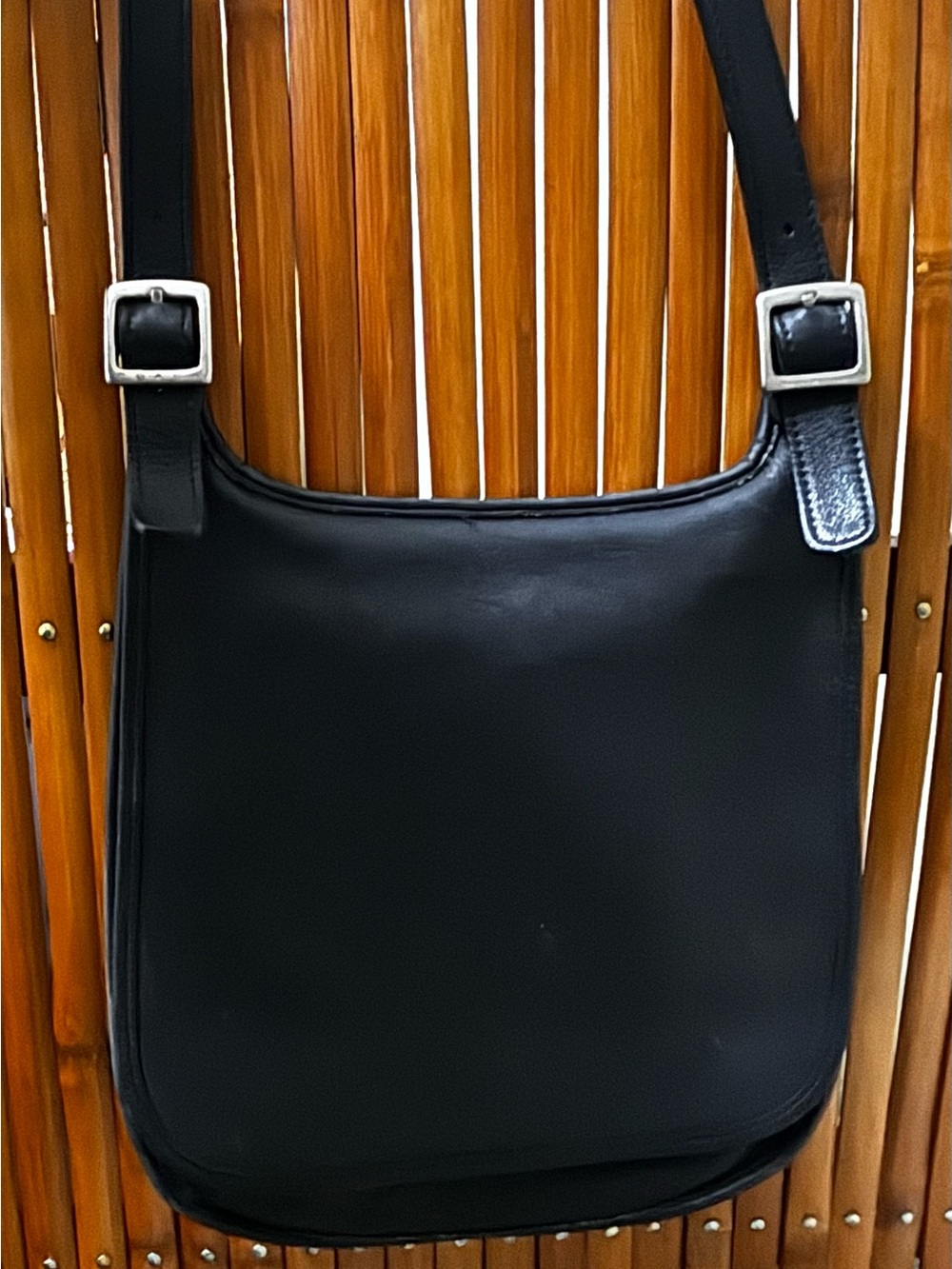 Vintage Coach Hippie Flap Crossbody Bag 9135 - Black Leather Shoulder Purse